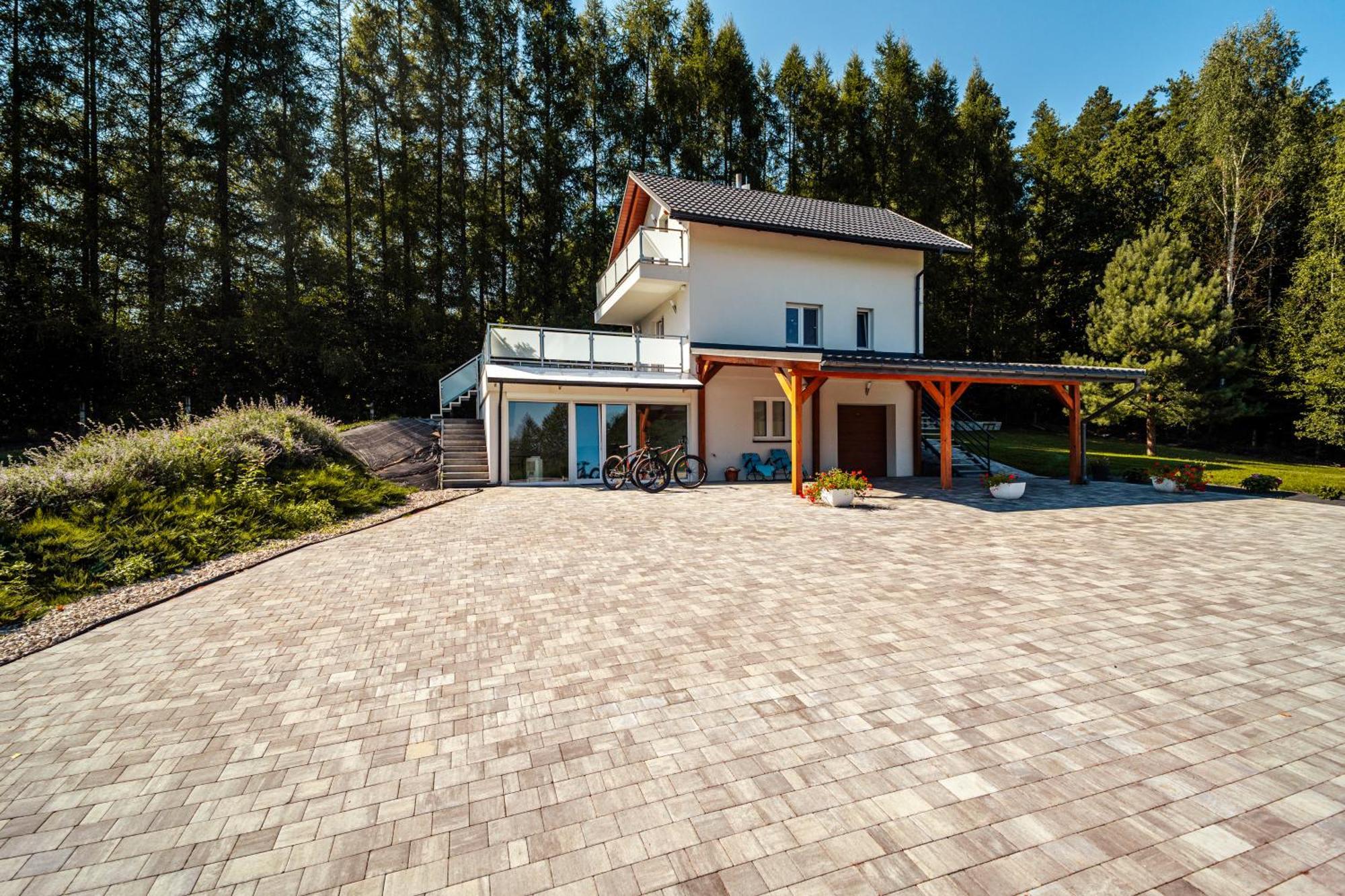 Przy Modrzewiach Holiday home *